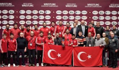 Avrupa Güreş Şampiyonası’nda Türkiye rüzgarı esti