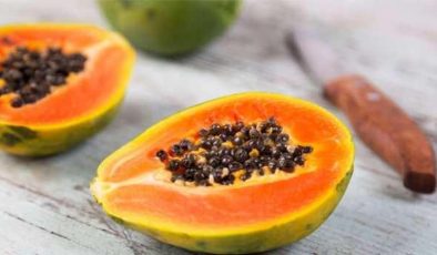 Papaya meyvesi nasıl kesilir? Papaya meyvesi dilimlemenin 4 farklı yolu