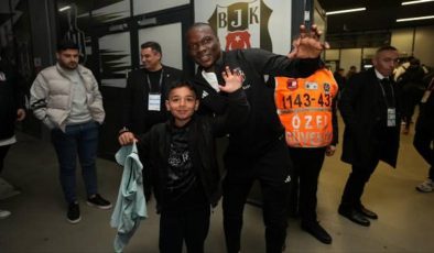 Futbolun gülen yüzü Emir’in hayali gerçek oldu: Aboubakar ile kavuştu