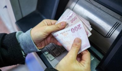 Milyonluk kazanç vadedip hesapları kiralıyorlar