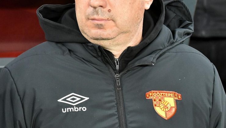 Stoilov, takımını Süper Lig’e çıkaran 6. yabancı çalıştırıcı oldu