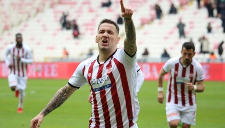 Galatasaray öncesi Manaj’ın son durumu belli oldu!