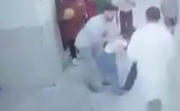 Öğrencisini ‘Heimlich’ manevrasıyla hayata döndürdü!